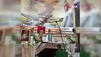 Canlı Yayında Feci Son: Başına Haç Düşen Rahip Yaşamını Yitirdi