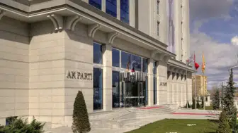 AK Parti'ye geçen belediye başkanları gündemde: İşte isim isim liste