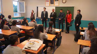 Kangal Kaymakamı Muhammed Yiğit Yıldırım’dan Okul Ziyareti