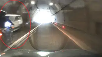 Ordu-Sivas Yolunda Motosiklet Sürücüsünden Tehlikeli Hareketler!