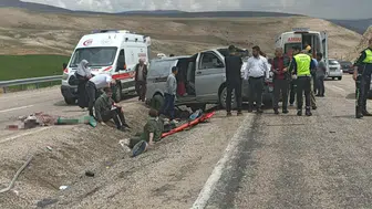 Sivas’ta Bayram Yolculuğunda Feci Kaza