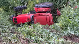 Bursa Karacabey’de feci kaza! Traktör şarampole yuvarlandı, sürücü hayatını kaybetti