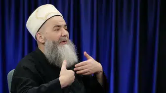 Cübbeli Ahmet Hoca: İçime giren kafir cinleri nasıl çıkarttık