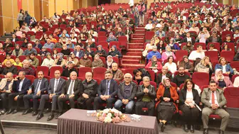 Sivas’ta Özel Eğitim Öğrencilerinden Duygulandıran Şiir Dinletisi