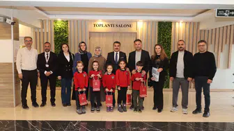 Minik Eller Büyük İşler Projesine Eğitim Müdüründen Takdir