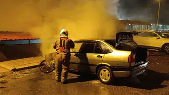 İskenderun’da Otomobilde Yangın Paniği
