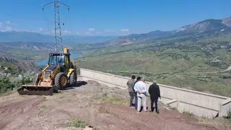Suşehri’nde Altyapı ve Çevre Düzenleme Çalışmaları Sürüyor