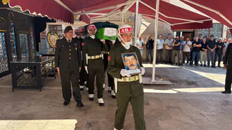 Sivas'ta Derin Acı! Tedavi Gördüğü Evinde Hayatını Kaybetti, İlçe Protokolü Cenazeye Akın Etti!