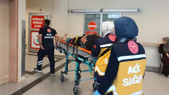 Adıyaman'da Can Pazarı! Direksiyon Hakimiyetini Kaybeden Kamyon Devrildi, Ekipler Seferber Oldu!