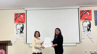 Suşehri MYO'da Kariyer Söyleşisi: VakıfBank Yöneticisinden Önemli Tavsiyeler
