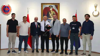Şehit Yakınları ve Gazilerden İl Jandarma Komutanlığına Anlamlı Ziyaret
