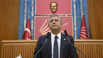 Özgür Özel ve milletvekilleri, saat 10.00’da CHP'den istifa edecek