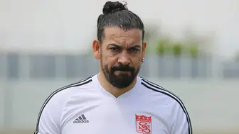 Sivasspor'da Gözler Servet Çetin'de! Camia Kararını Bekliyor