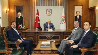 Sivas'ın Yeni Kaymakamları Vali Şimşek ile Bir Araya Geldi