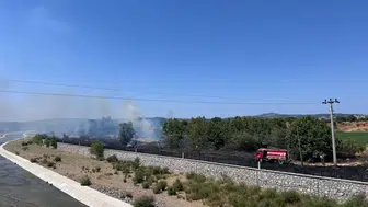 Çanakkale'de Korkutan Yangın! Ekipler Seferber Oldu, Son Durum...
