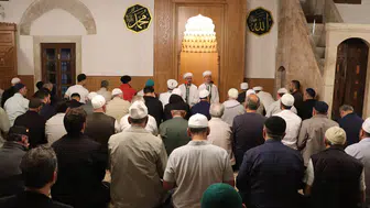 Sivas'ta Tarihi Cami Hıncahınç Doldu! 30 Haftalık Programda Muazzam...