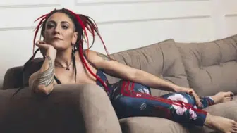 Özlem Tekin’e sahnelere dönüş için milyon dolarlık teklif