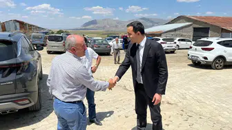 Sivas'ta Kaymakam Mahallede Sahaya İndi! Talepleri Tek Tek Not Aldı...