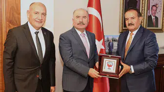 TSYD Heyetinden Çorum Valisi Çalgan'a Ziyaret: Spor Basını Konuşuldu!