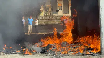 Samsun'da Yıkım Bölgesinde Korkutan Yangın! Alevler Bir Anda Yükseldi