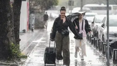 Meteoroloji'den saatli uyardı! Kavurucu sıcaklara ara: Kuvvetli yağış geliyor serinleyeceğiz