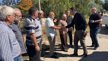 Koyulhisar Kaymakamı Yunus Emre Yıldız, Aydınlar Köyü’nde Vatandaşlarla Bir Araya Geldi