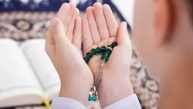 Cuma Günü Okunabilecek Dualar: Sela Vaktinde Hangi Dua Edilir?