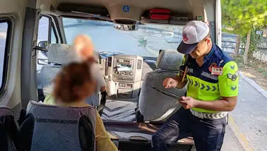 Antalya’da 3 bin 672 okul servisi denetlendi, 8 araç men edildi