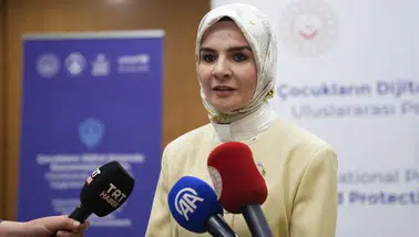 Bakan Göktaş’tan Fon İddialarına Yanıt: İspatlayın İstifa Edeyim