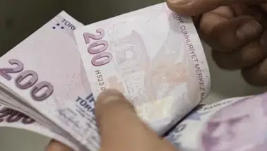 Emekli maaşlarında yeni düzenleme nasıl olacak? 65 üstüne seyyanen zam ve refah payı formülü