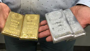 Altın ve gümüş fiyatları düşüşte