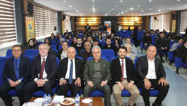 Sivas’ta “Türkiye’nin Lojistik Gücü” Semineri: Sektör ve Akademi Buluştu