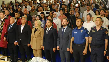 Şarkışla Yerleşkesinde Mezuniyet Coşkusu