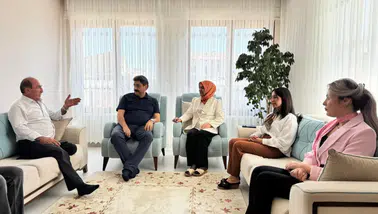 Hakan Aksu’dan Rukiye Toy ve Tuğba Genç’e Başsağlığı Ziyareti