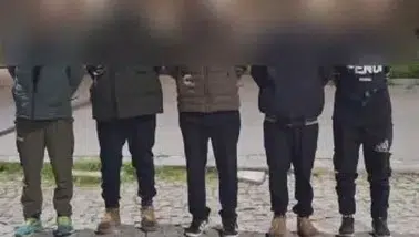 Sivas'ta Gece Yarısı Operasyonu: Araçlardan Bakın Ne Çıktı! Tutuklandılar