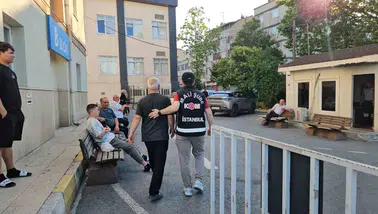 Beylikdüzü Belediyesi'ne operasyon: 27 gözaltı
