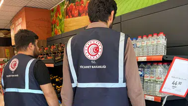 Sivas'ta Depozito Fırsatçılarına Şok Baskın! Raflar Tek Tek İncelendi