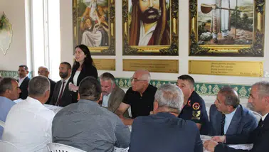 Sivas'ta Aşure Günü Bereketine Büyük Katılım! İlçe Protokolü Oradaydı