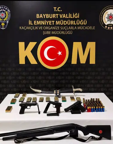 6136 Sayılı Kanun Kapsamında İşlem: Bayburt'ta Kaçak Silah Operasyonu