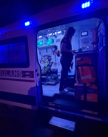 Bartın'da Asansör Dehşeti: Bir Kat Kayan Asansörde Mahsur Kalan Şahıs Bayıldı