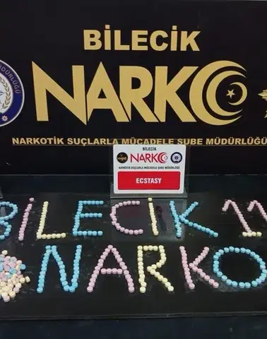 Dev Narkotik Operasyonunda Bilecik Detayı: 3 Araçta Arama Yapıldı, 6 Şüpheliye Adli Kontrol