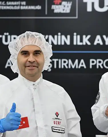 Bakan Kacır Açıkladı: Yerli Ay Uzay Aracı 2027 Başında Fırlatılıyor