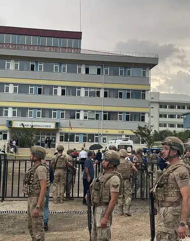 Osmaniye'de Okulda Kanlı Saldırı: Öğretmen Hayatını Kaybetti