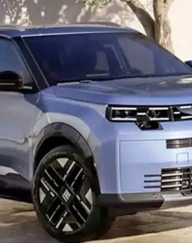 Otomobil tutkunlarına müjde! Beklenen model şok fiyatla geliyor