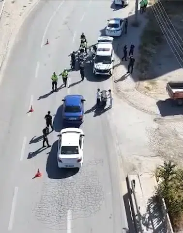 Dron Kaydetti: Ehliyetsiz Sürücüye 240 Bin TL Ceza!