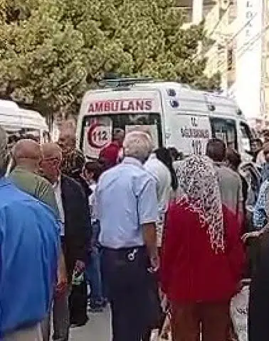 Veli Ağbaba Acil Hastaneye Kaldırıldı: Yoğun Bakımda