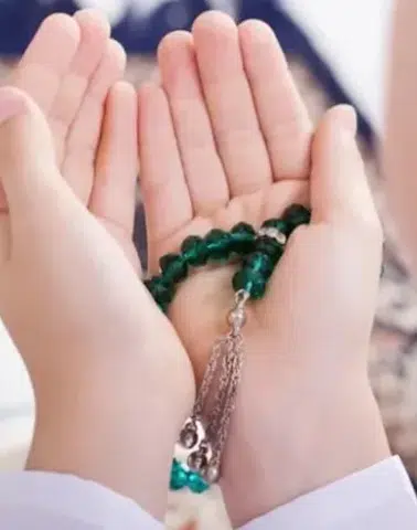 Cuma Günü Okunabilecek Dualar: Sela Vaktinde Hangi Dua Edilir?