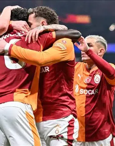 Galatasaray'ın Trabzonspor Maçı Kamp Kadrosu Açıklandı: 4 Yıldız Yok