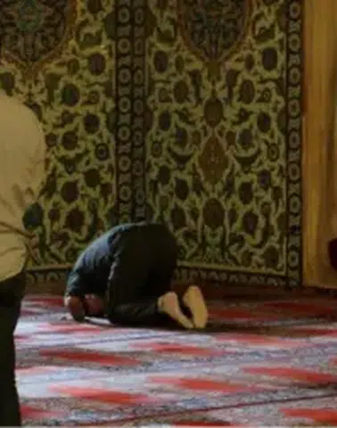 Beş Vakit Namaz Kılan Ülkeler Açıklandı! Türkiye'nin Oranı Dikkat Çekti