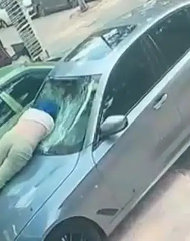 Başkentte Feci Olay: Otelin 6. Katından Otomobilin Üstüne Düştü